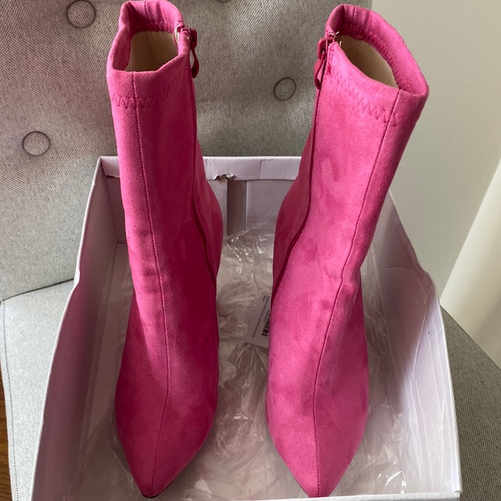 Pink Boots💗